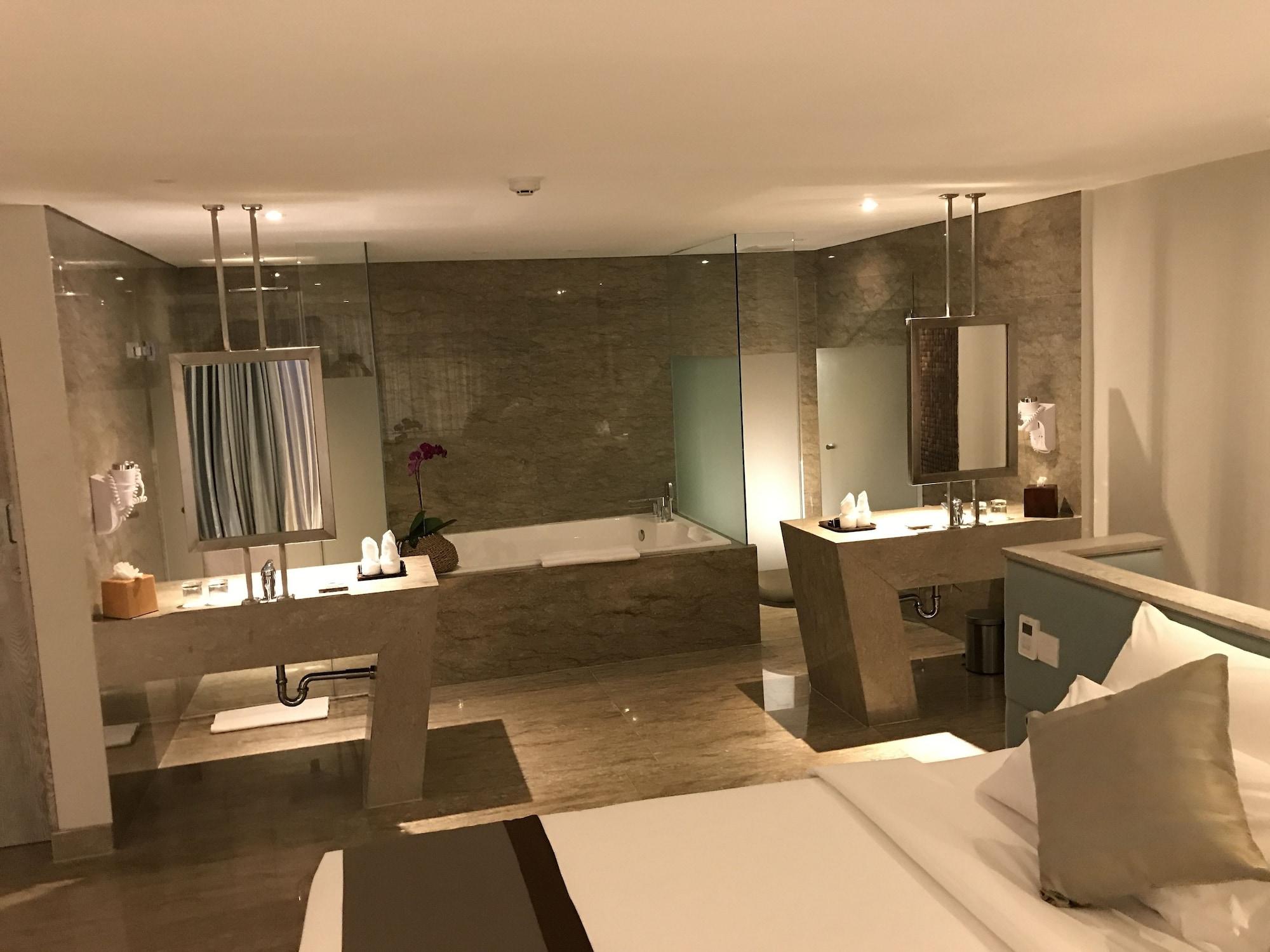 Hotel Daun Bali Seminyak Екстер'єр фото