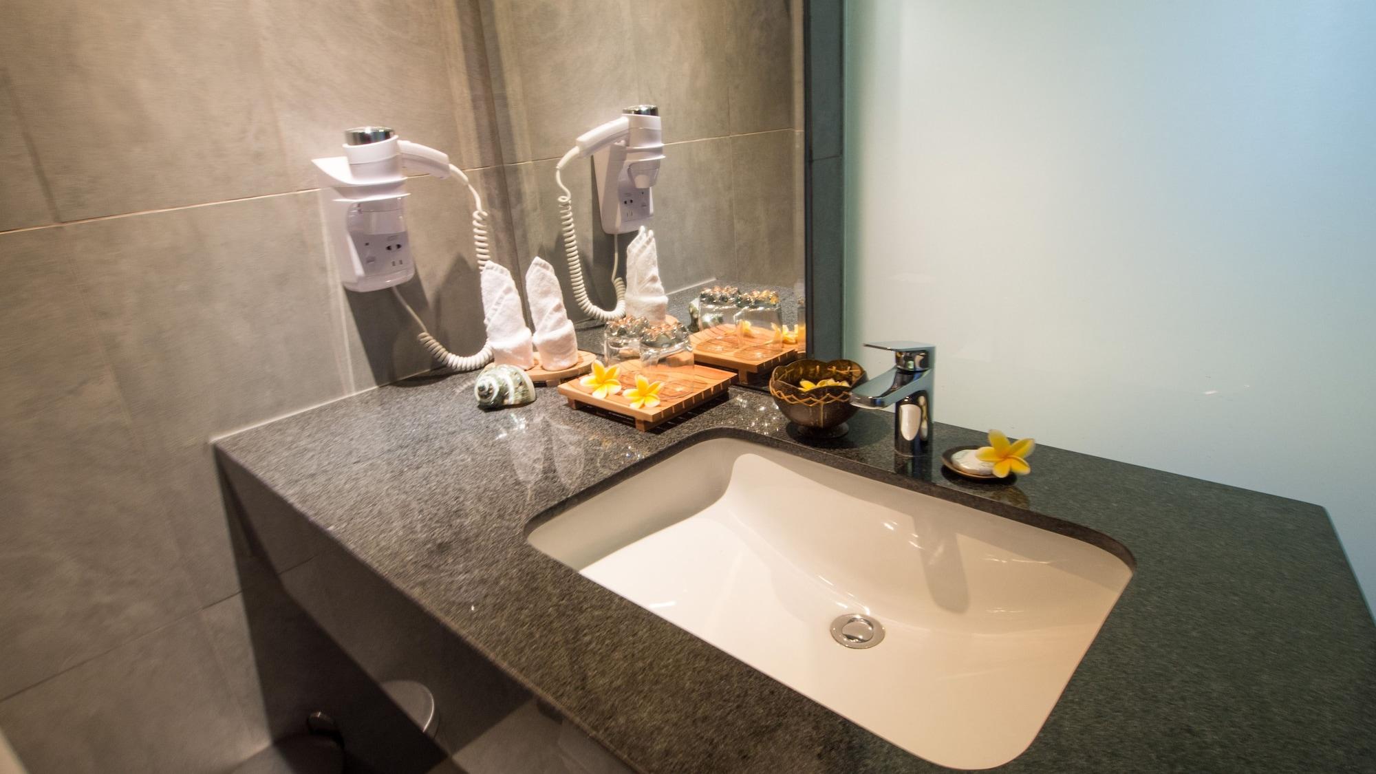 Hotel Daun Bali Seminyak Екстер'єр фото