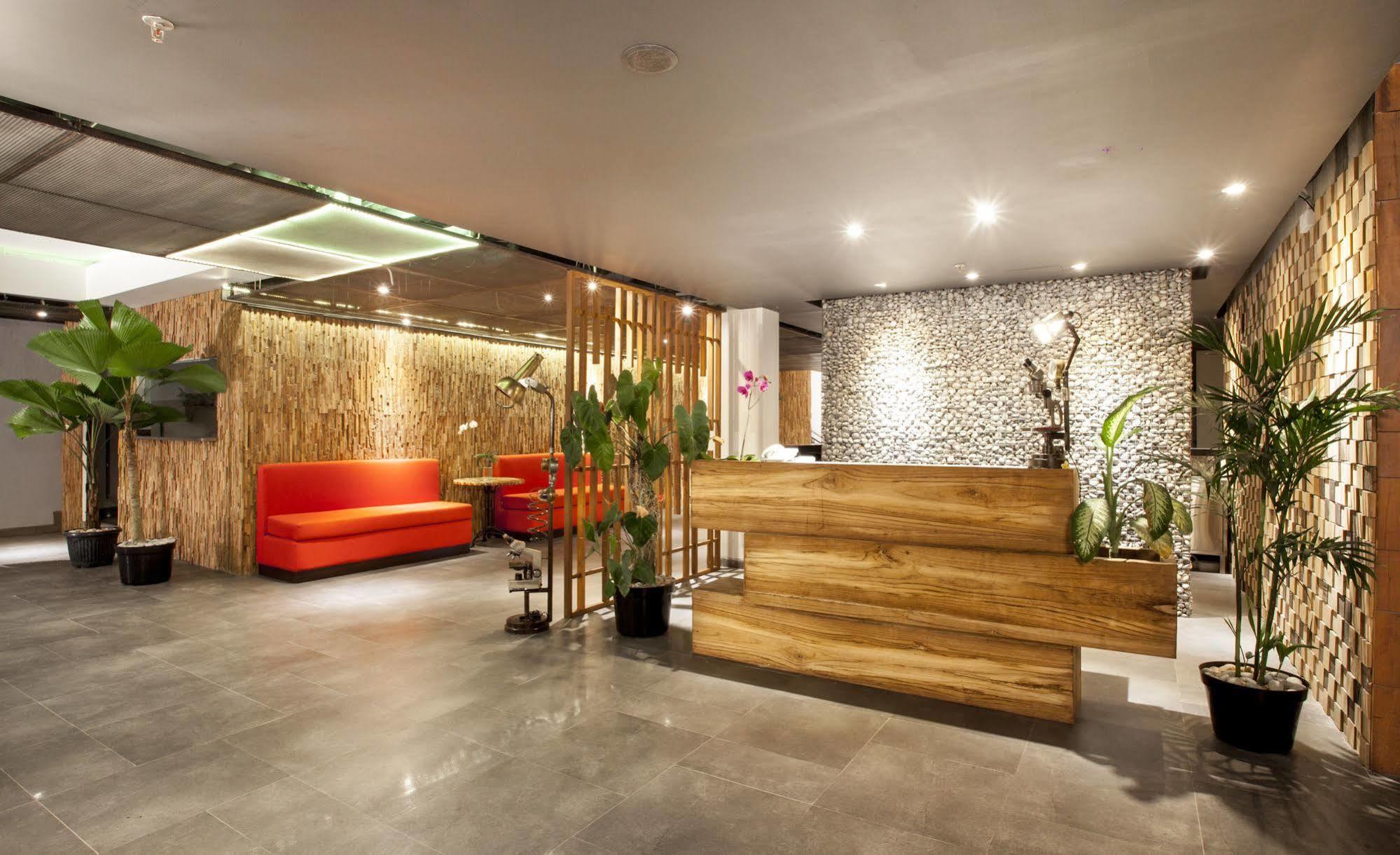 Hotel Daun Bali Seminyak Екстер'єр фото